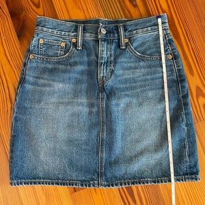 Levi Strauss denim mini skirt sz 25